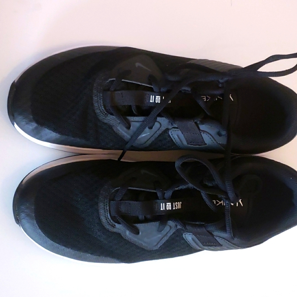 Nike MC trainer Shoe